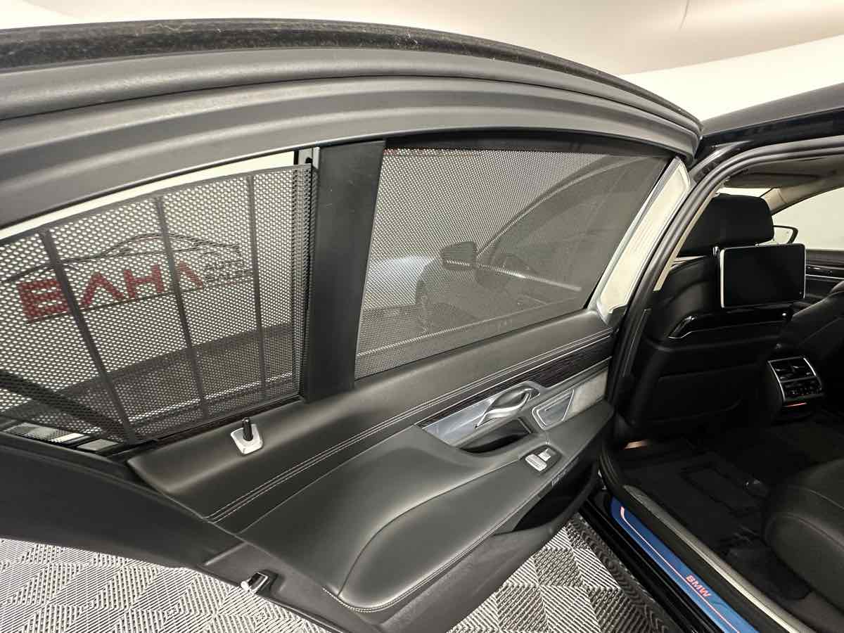 Vehicle image 20 of 56