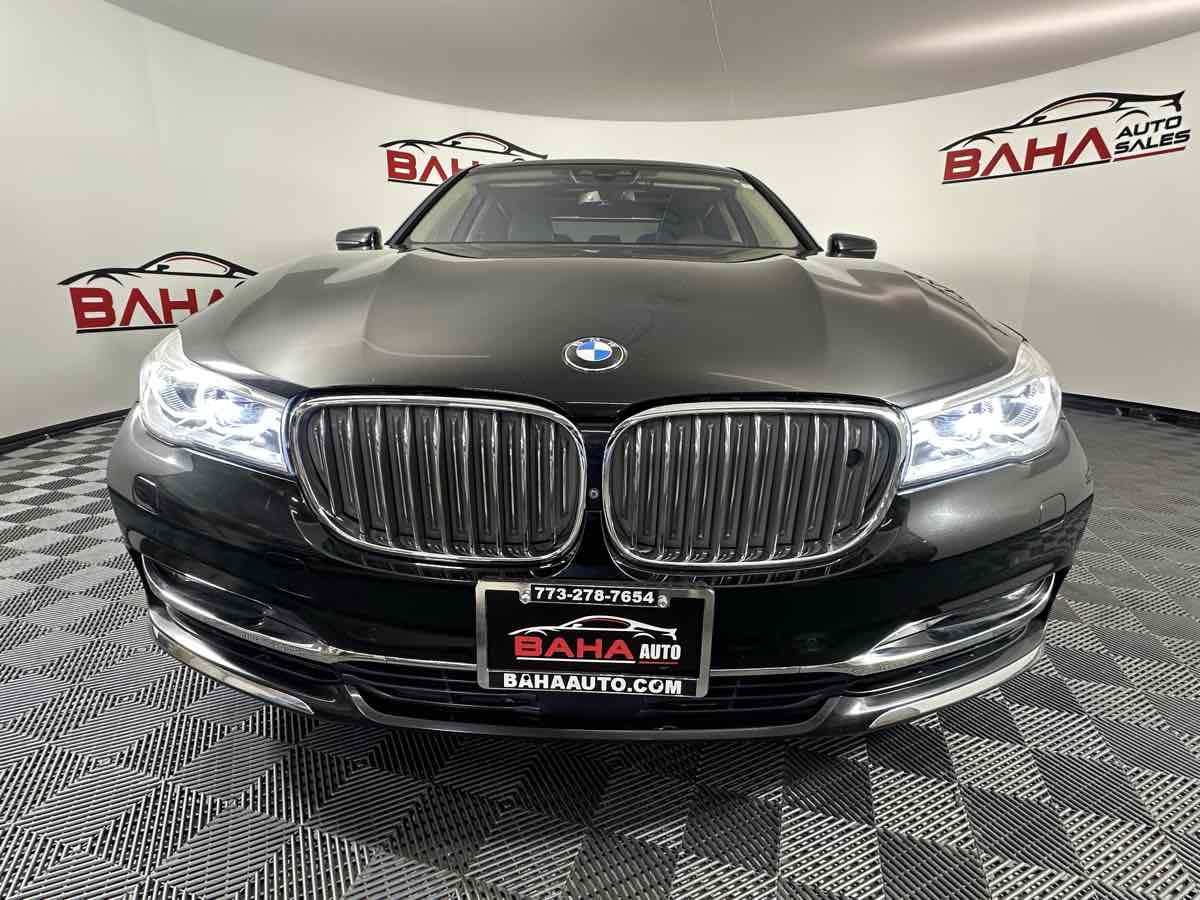 Vehicle image 14 of 56
