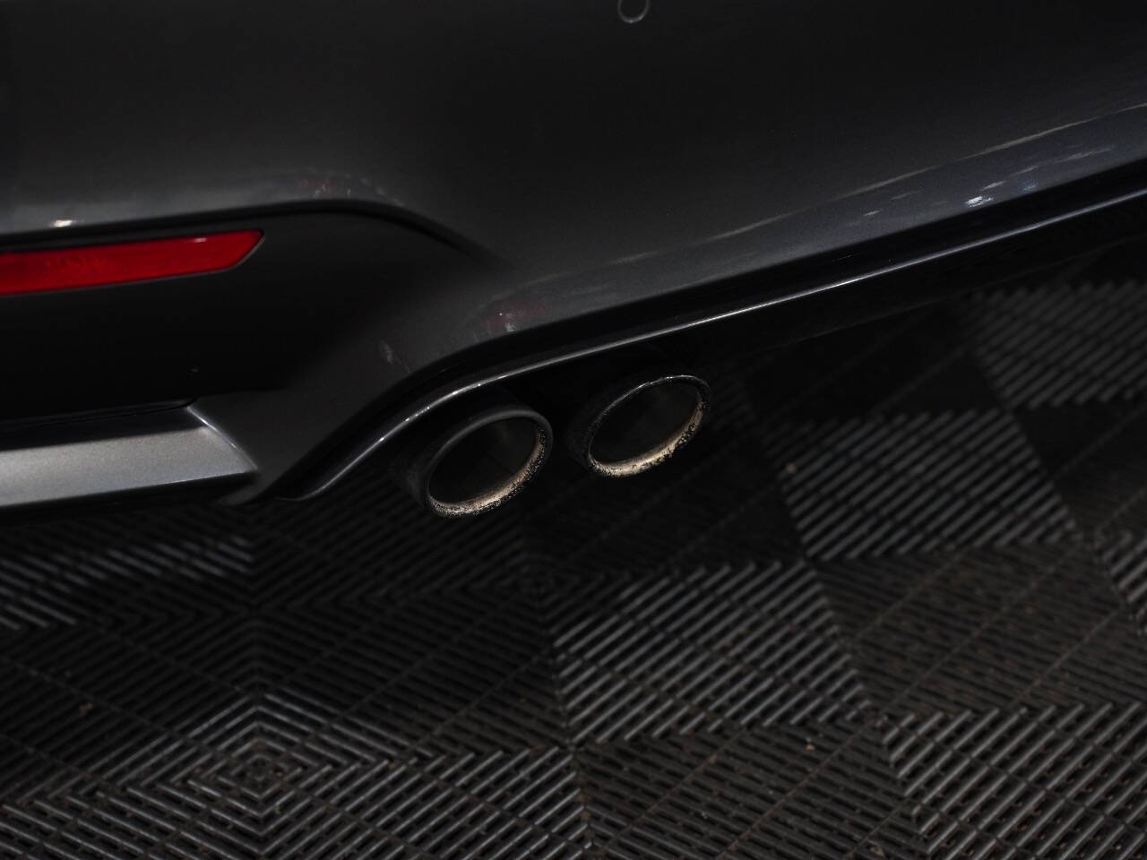 Vehicle image 19 of 54