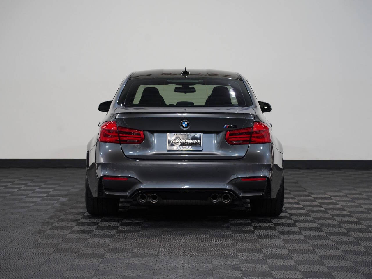 Vehicle image 4 of 54