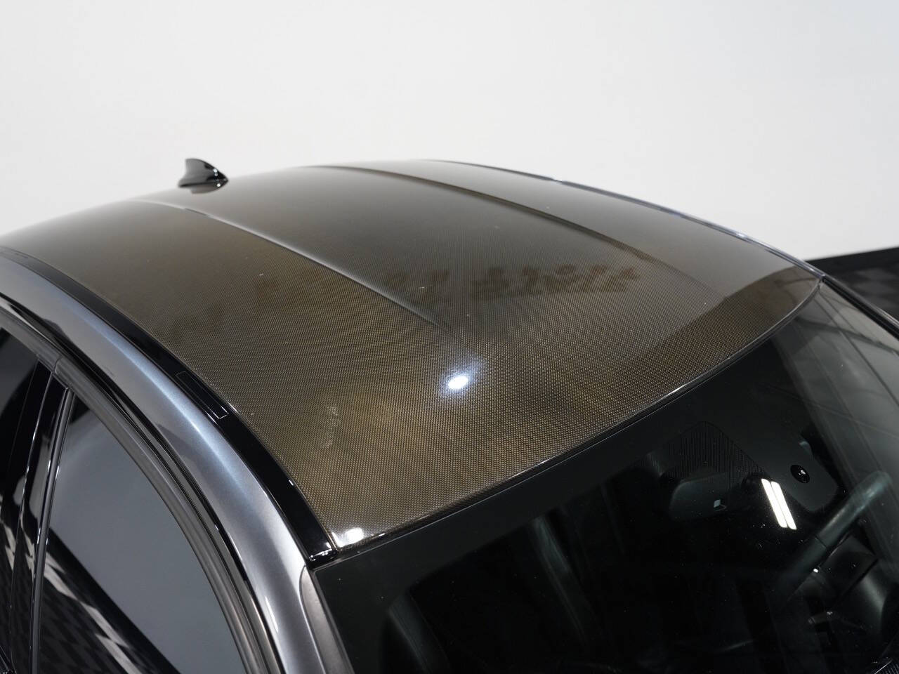 Vehicle image 17 of 54