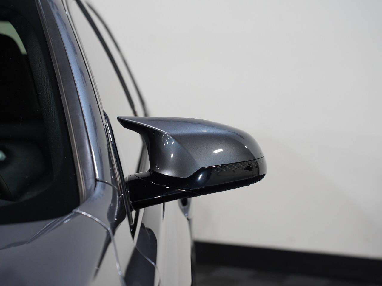 Vehicle image 14 of 54