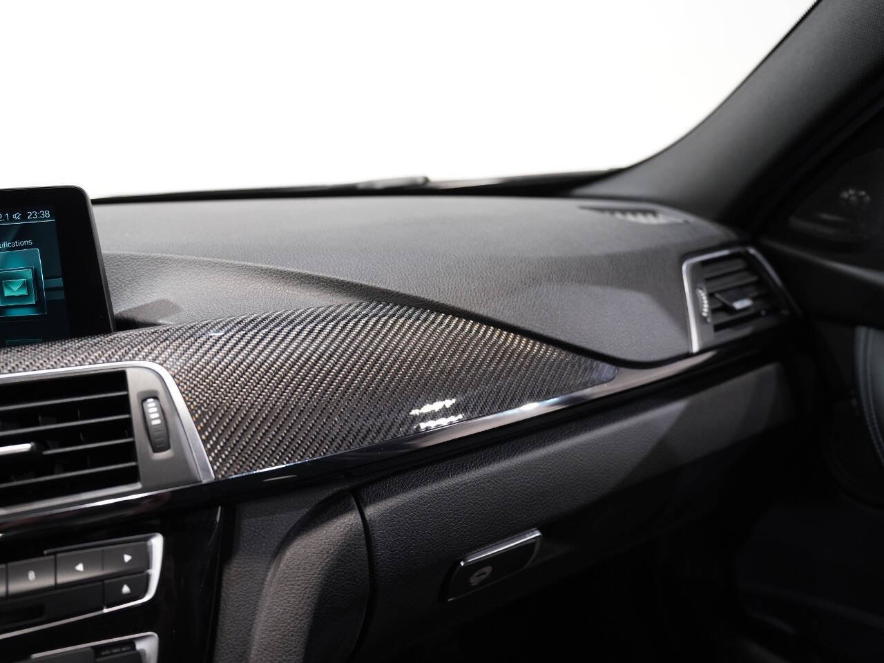 Vehicle image 45 of 54