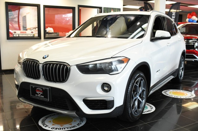 2017 BMW X1 xDrive28i Image 1 of 41