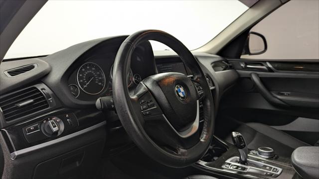 2017 BMW X3 sDrive28i Image 16 of 30