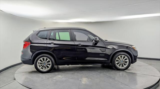 2017 BMW X3 sDrive28i Image 5 of 30