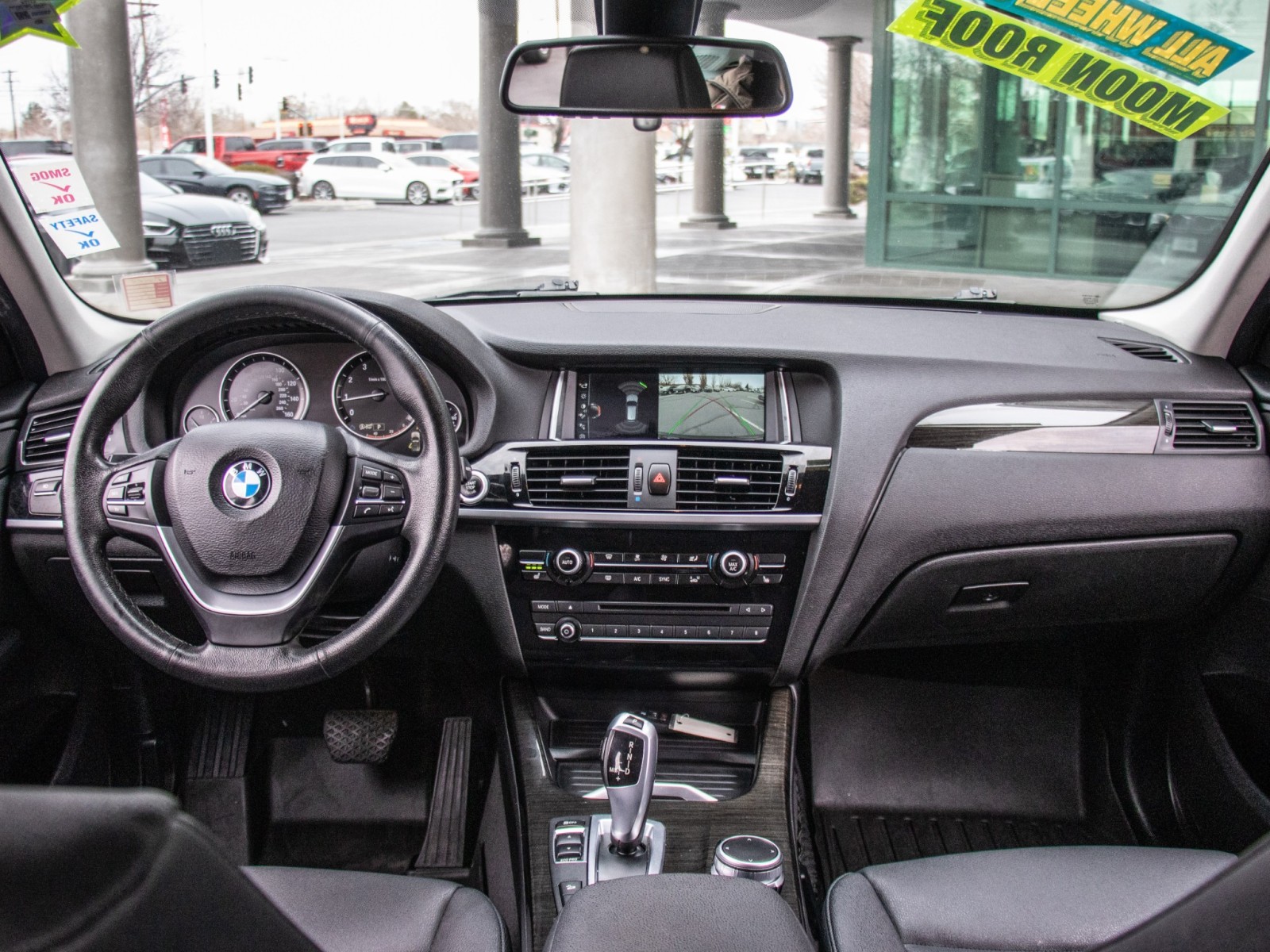 Vehicle image 15 of 26