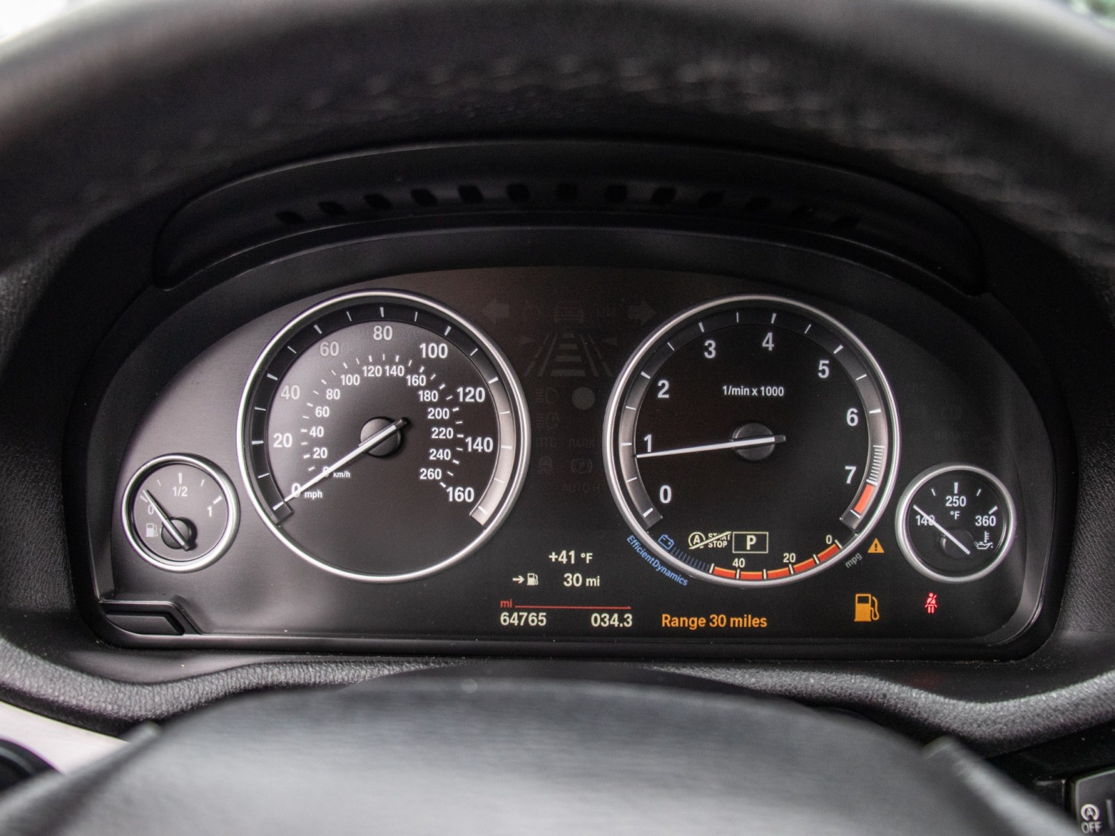 Vehicle image 14 of 26