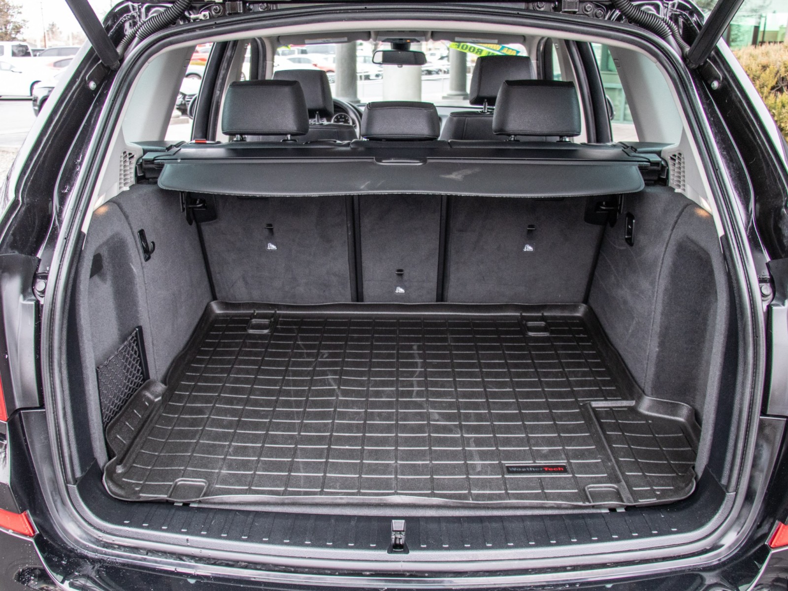 Vehicle image 25 of 26