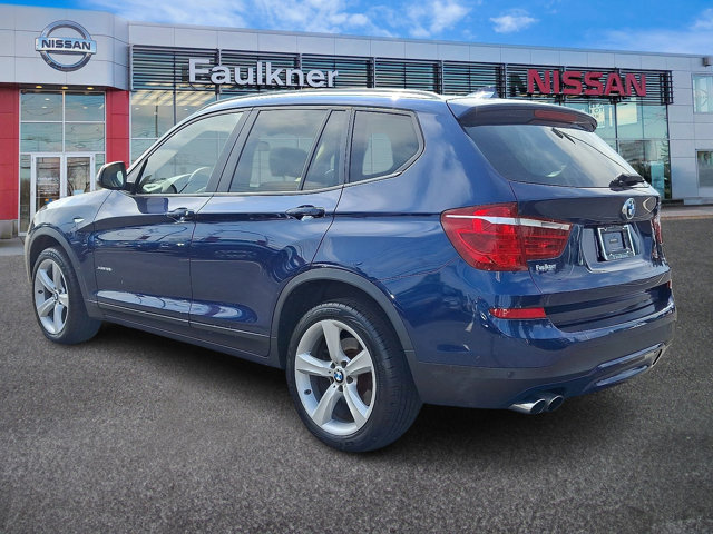 Vehicle image 7 of 32