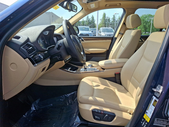 Vehicle image 11 of 32