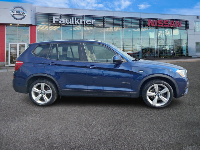 Vehicle image 4 of 32