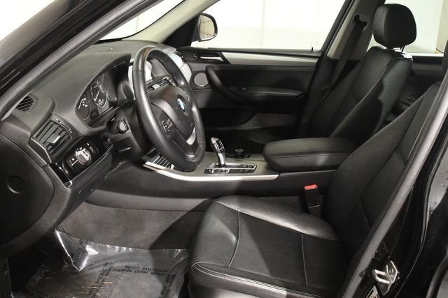 Vehicle image 16 of 24