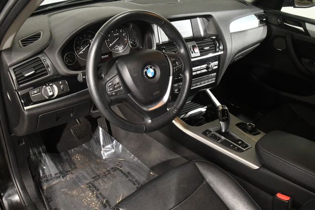 Vehicle image 15 of 24