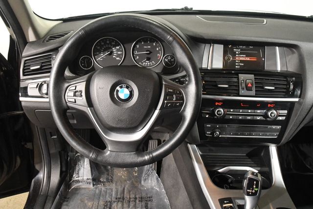 Vehicle image 8 of 24