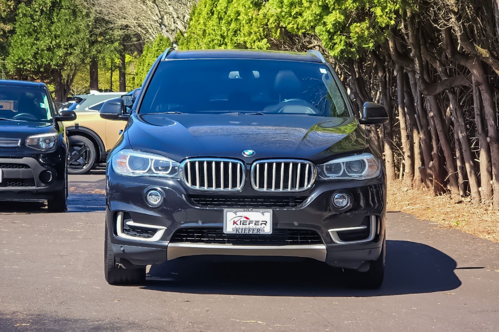 2017 BMW X5 xDrive35i Image 3 of 35