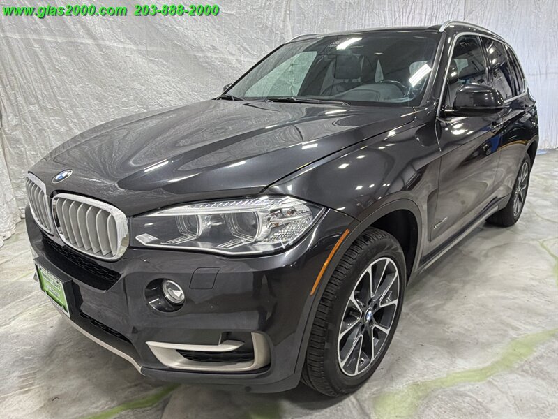 2017 BMW X5 xDrive35i Image 1 of 32