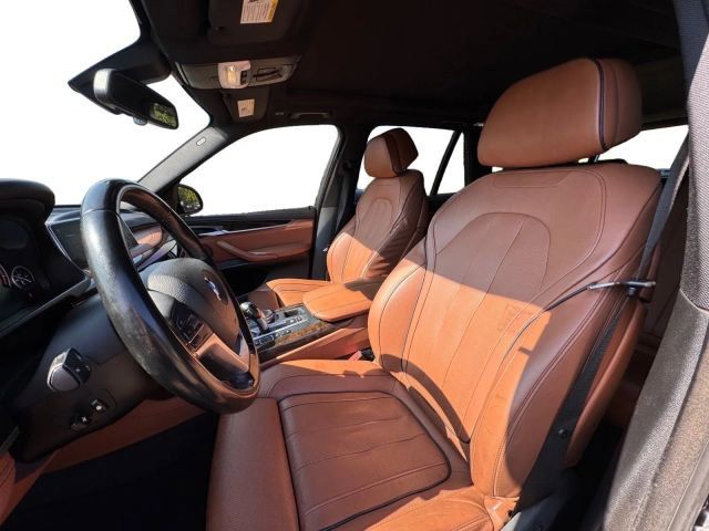 2017 BMW X5 xDrive35i Image 14 of 25