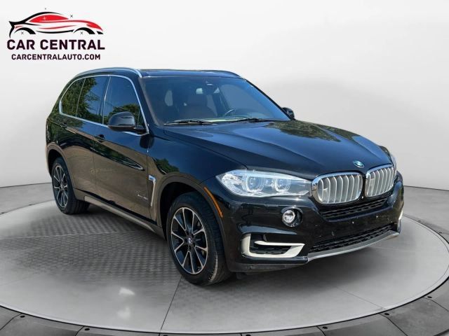 2017 BMW X5 xDrive35i Image 3 of 25