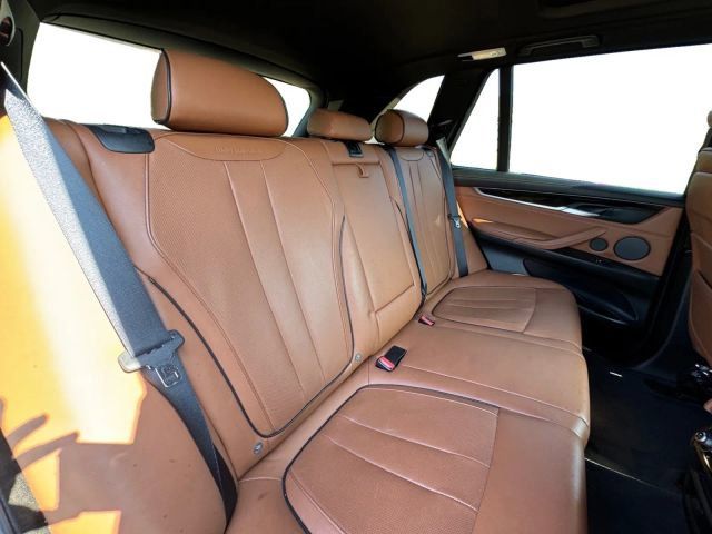 2017 BMW X5 xDrive35i Image 12 of 25