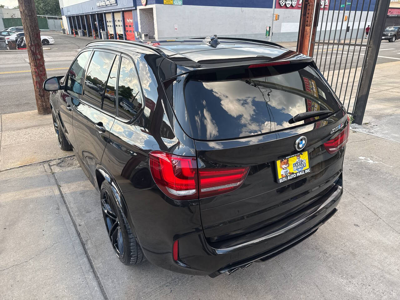 Vehicle image 11 of 40