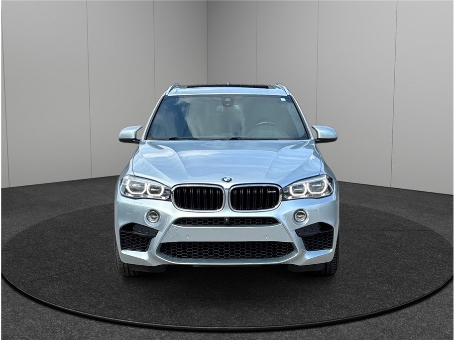 Vehicle image 2 of 58