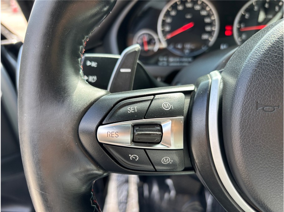 Vehicle image 29 of 58