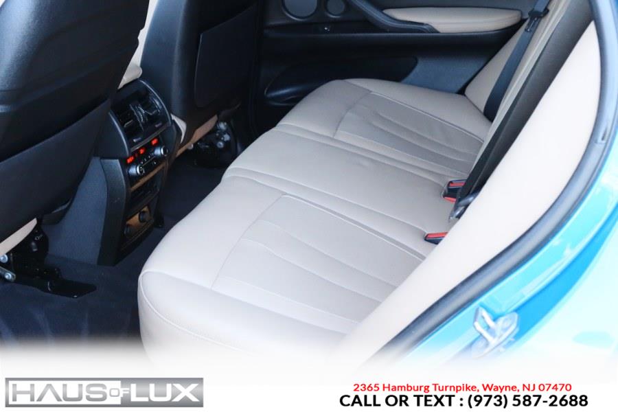 Vehicle image 23 of 47