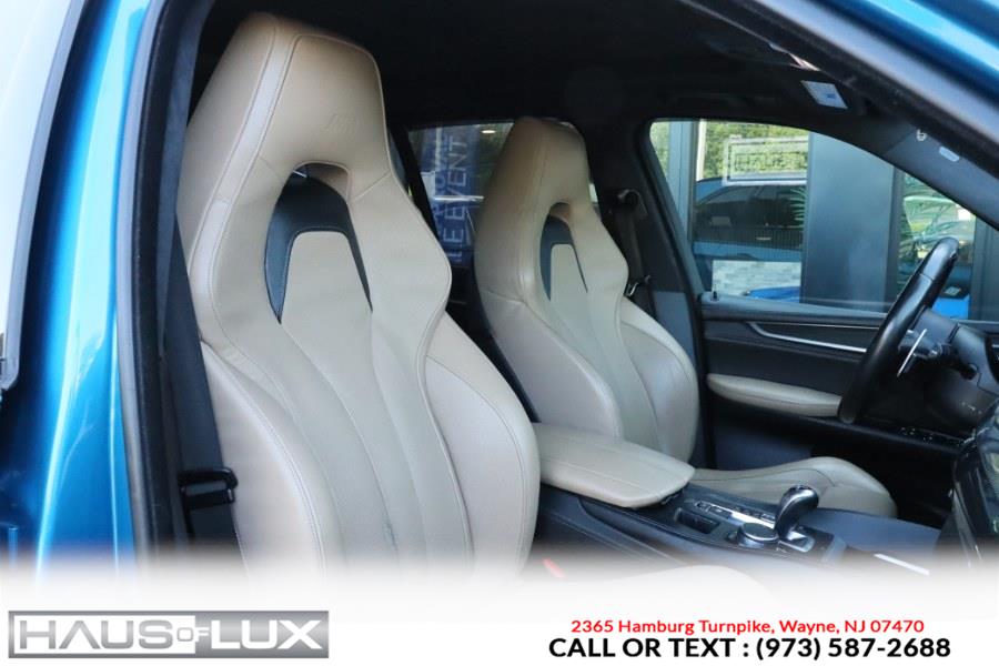 Vehicle image 27 of 47