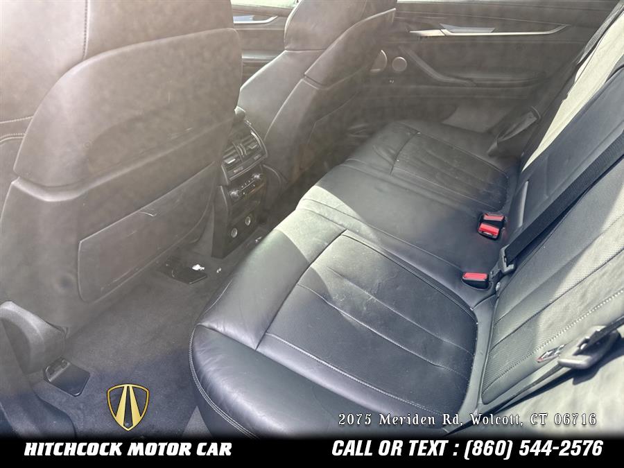 Vehicle image 23 of 46