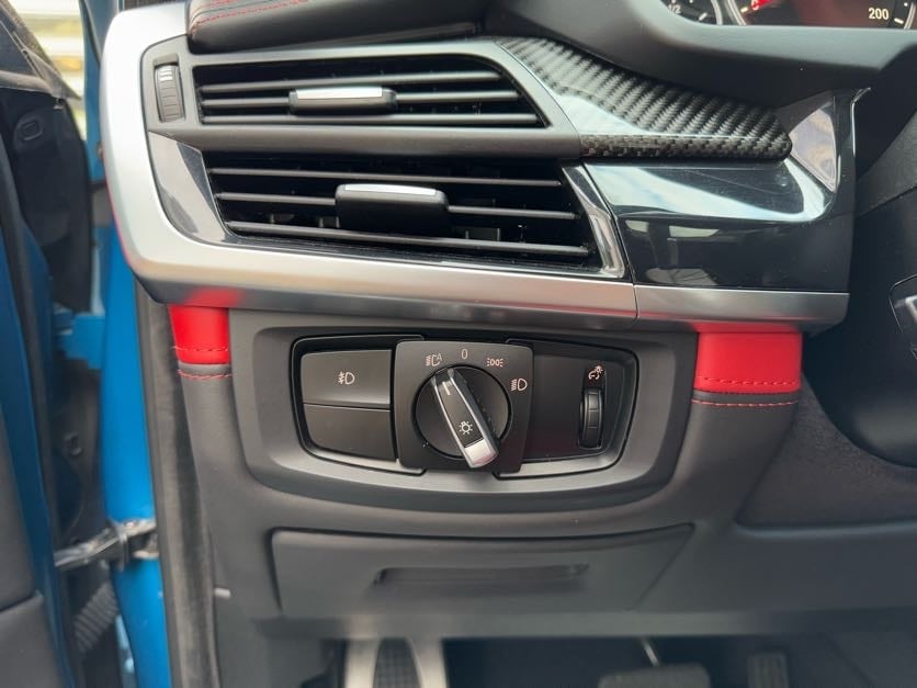 Vehicle image 34 of 39