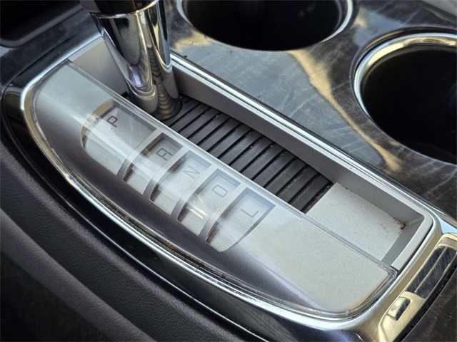 Vehicle image 29 of 46