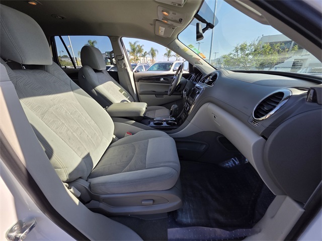 Vehicle image 16 of 46