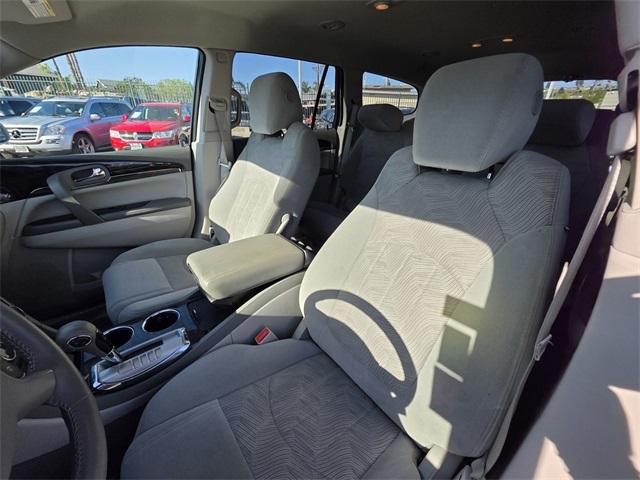Vehicle image 15 of 46