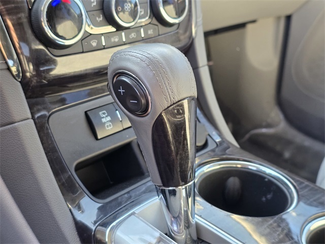 Vehicle image 27 of 46