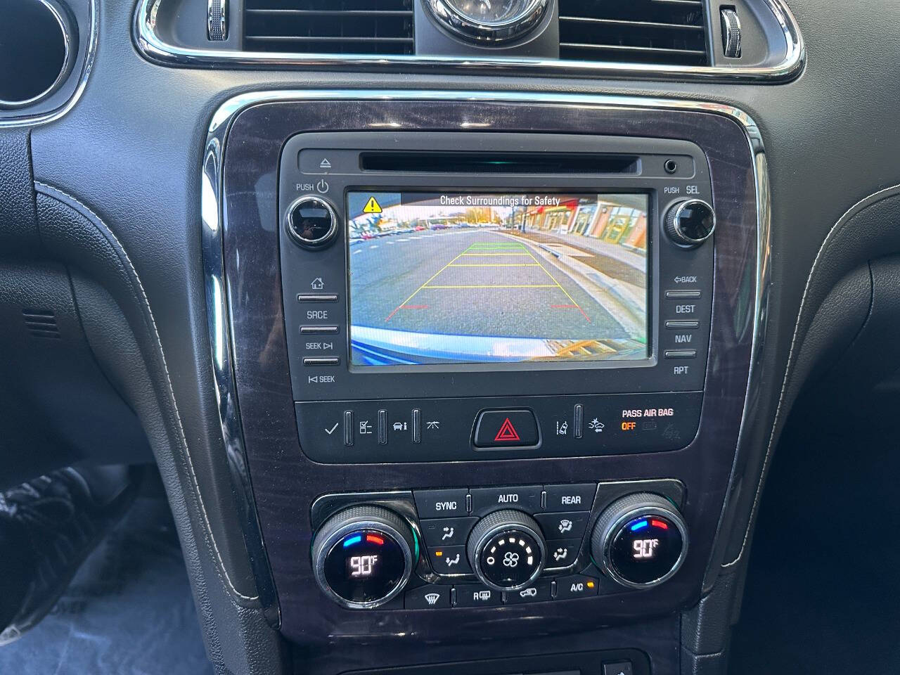 Vehicle image 20 of 24