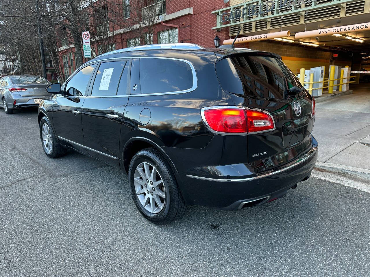 Vehicle image 7 of 24