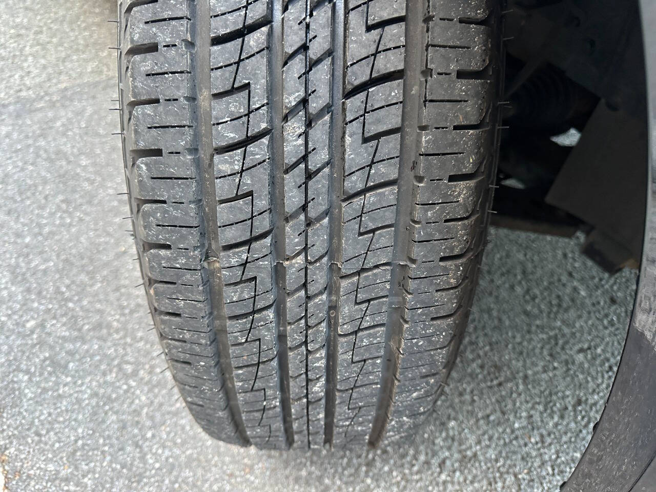 Vehicle image 23 of 24