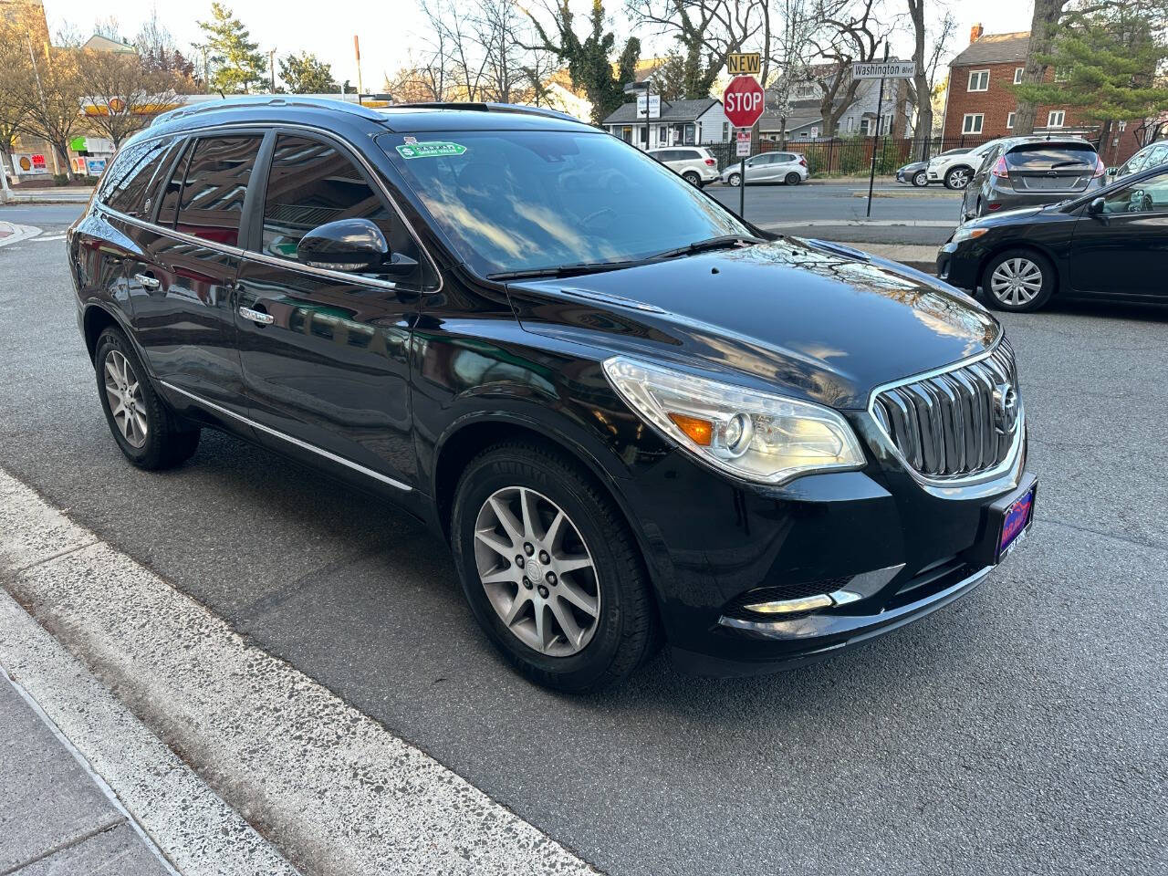 Vehicle image 4 of 24