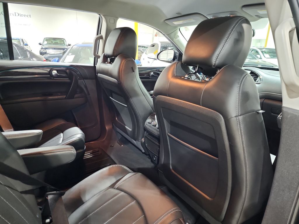 Vehicle image 23 of 50