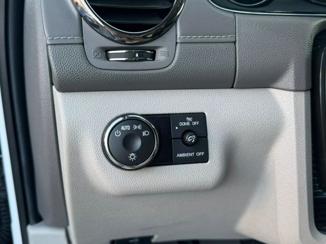 Vehicle image 16 of 31