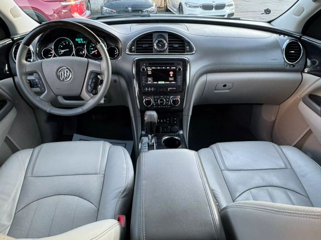 Vehicle image 13 of 31