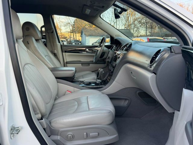 Vehicle image 14 of 31
