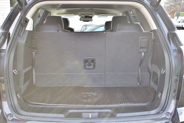 Vehicle image 40 of 43