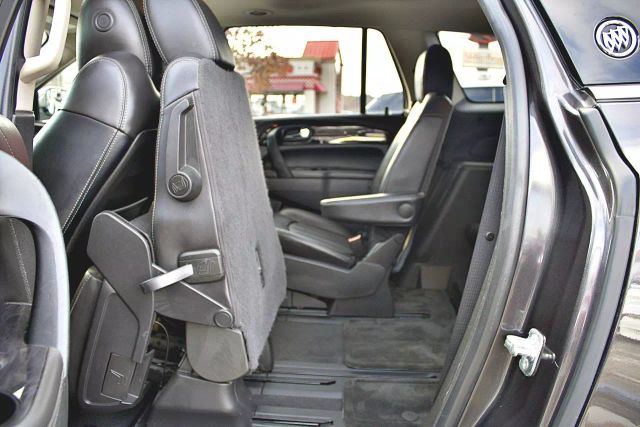 Vehicle image 30 of 43