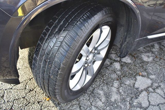 Vehicle image 42 of 43