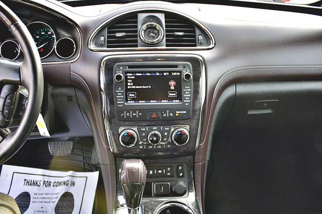 Vehicle image 17 of 43