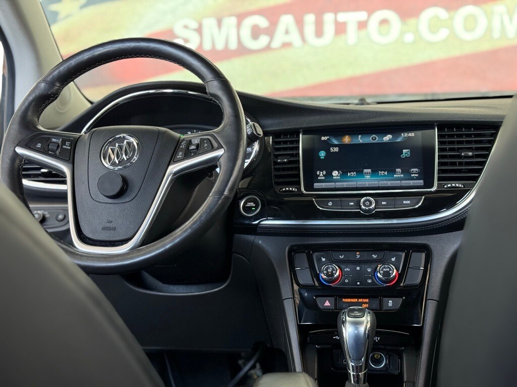 Vehicle image 40 of 47
