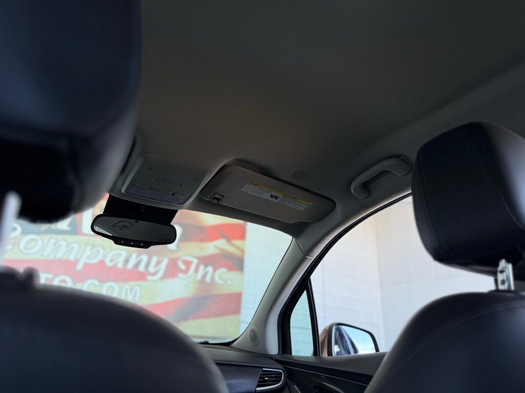 Vehicle image 41 of 47