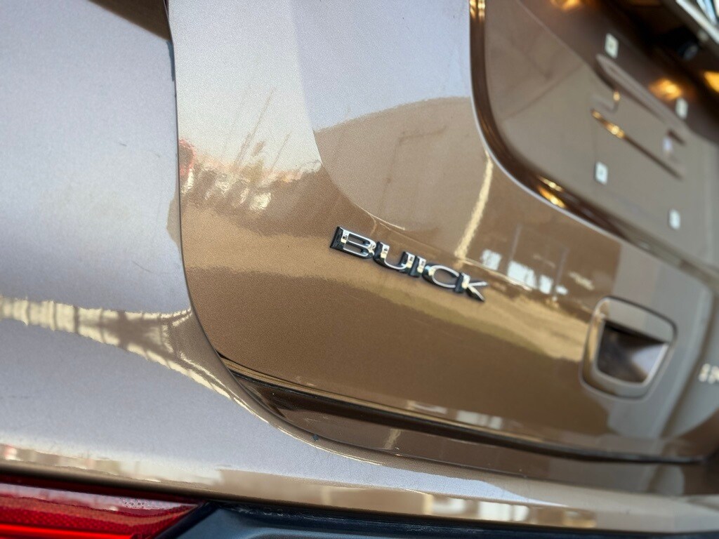 Vehicle image 15 of 47